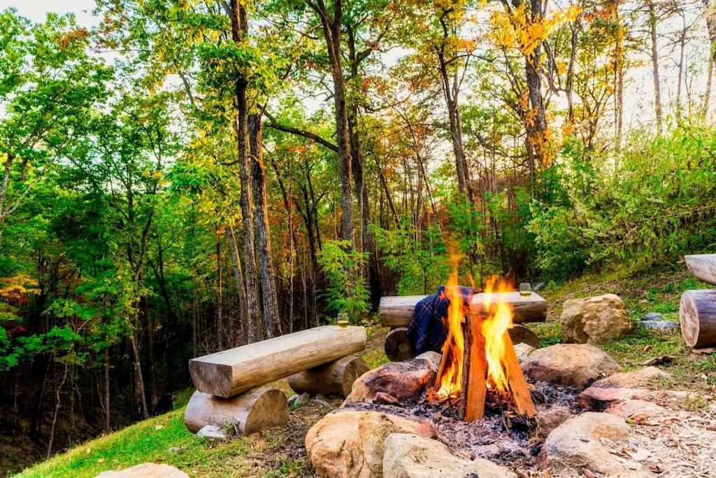 Nordic Mountain Modern Lodge - Family Friendly Luxury Cabin In Walden'S Ridge Sevierville Extérieur photo