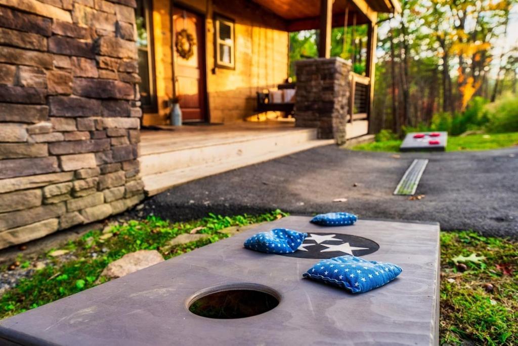 Nordic Mountain Modern Lodge - Family Friendly Luxury Cabin In Walden'S Ridge Sevierville Extérieur photo