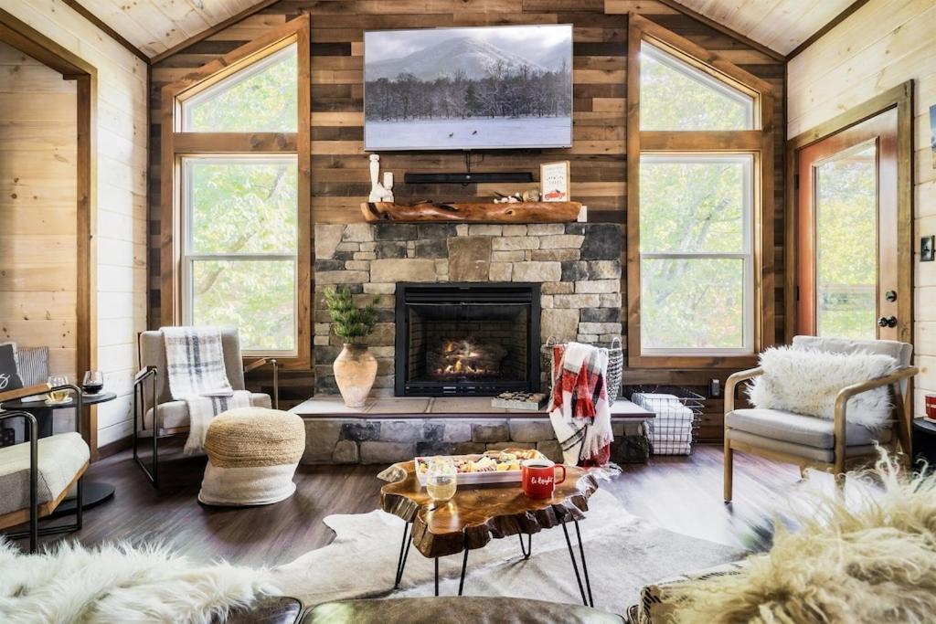 Nordic Mountain Modern Lodge - Family Friendly Luxury Cabin In Walden'S Ridge Sevierville Extérieur photo