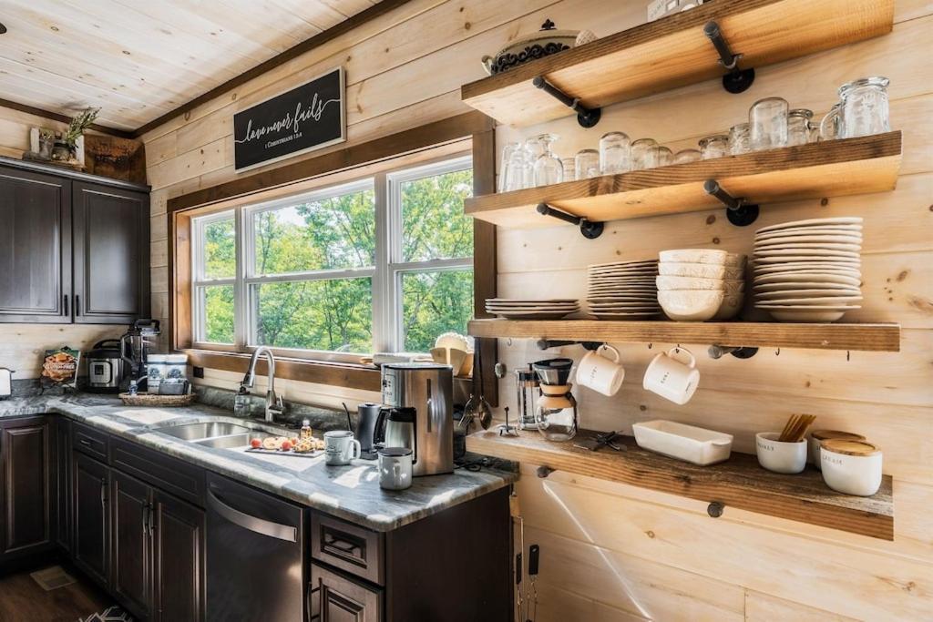 Nordic Mountain Modern Lodge - Family Friendly Luxury Cabin In Walden'S Ridge Sevierville Extérieur photo