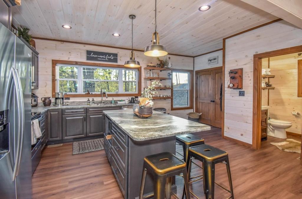 Nordic Mountain Modern Lodge - Family Friendly Luxury Cabin In Walden'S Ridge Sevierville Extérieur photo