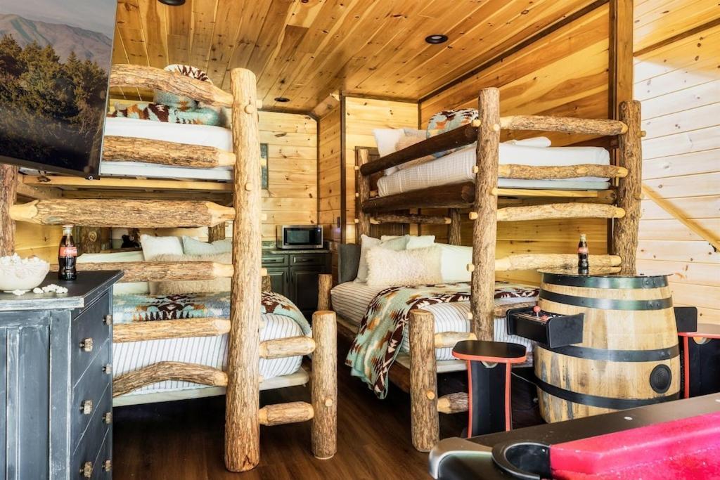 Nordic Mountain Modern Lodge - Family Friendly Luxury Cabin In Walden'S Ridge Sevierville Extérieur photo